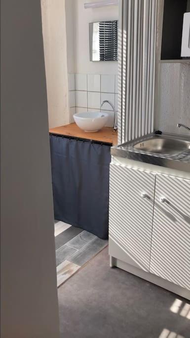 Appartement Studio Au Centre De Quimper Rdc Extérieur photo