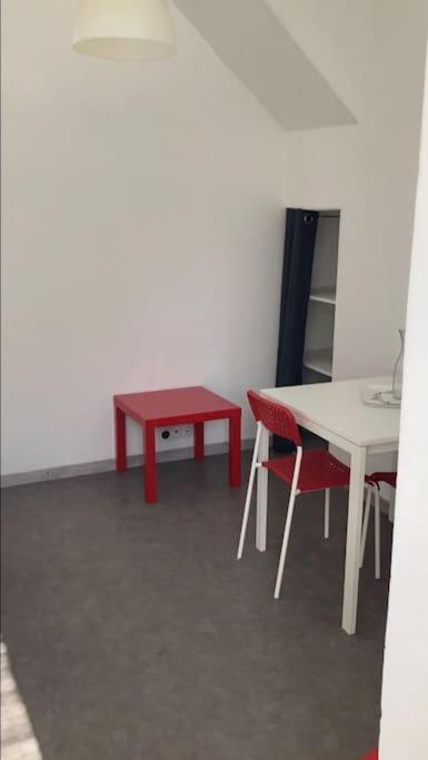 Appartement Studio Au Centre De Quimper Rdc Extérieur photo
